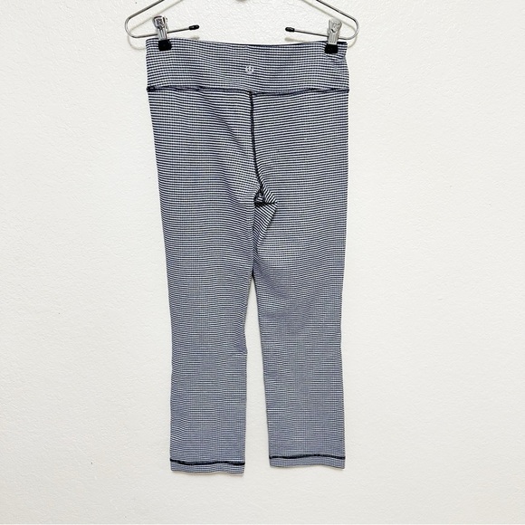 Lululemon Coast To Class Pant *Gingham Inkwell leggings size 4 - Picture 11 of 12